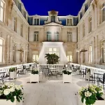 Les Bains De Hotel