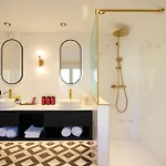 Les Bains De 5*