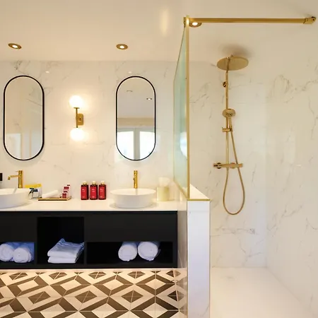 Les Bains De 5*
