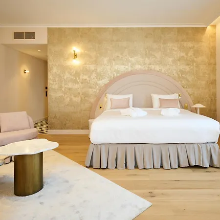 Les Bains De Hotel 5*