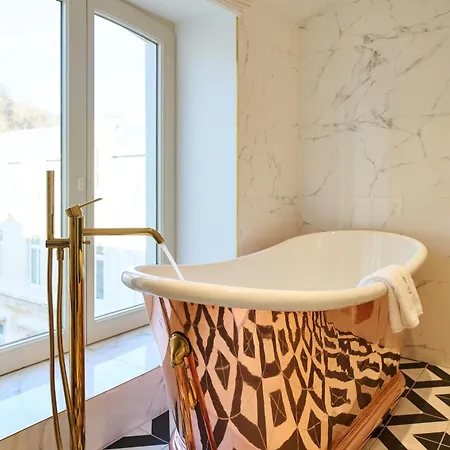 Hotel Les Bains De 5*