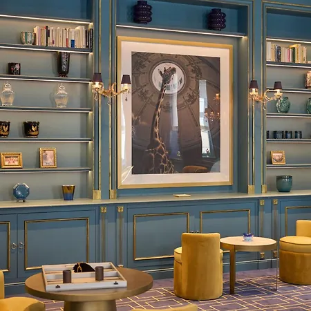 호텔 Les Bains De 5*