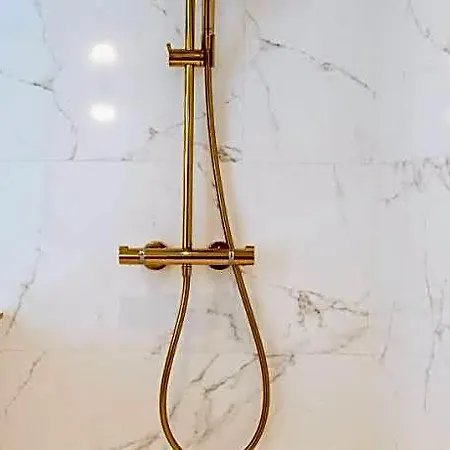 Les Bains De Szálloda Spa