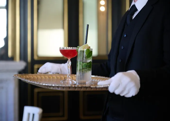 Les Bains De Hotel 5*