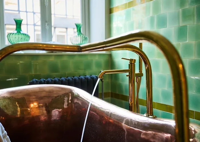 Les Bains De Hotel Spa