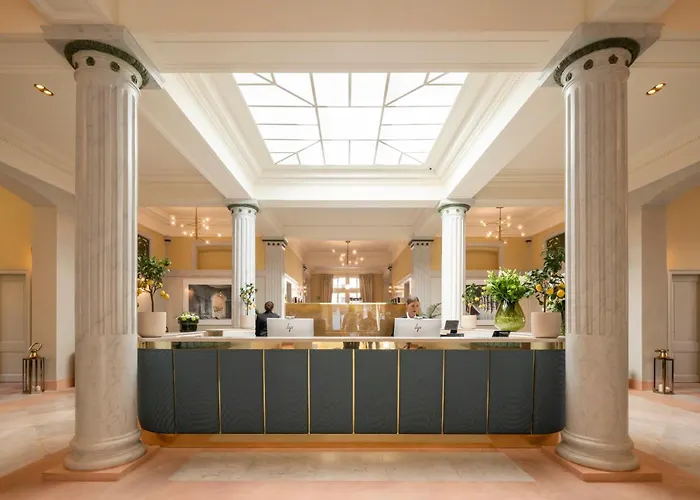 Hotel Les Bains De 5*